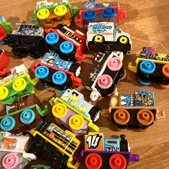 Mini Thomas the train - Picture 3 of 3